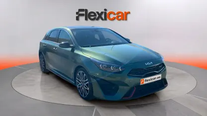 Usado Kia Ceed GT GT 204 CV (150 kW) 2023 Verde Berlina