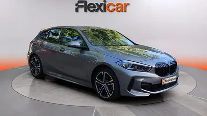 Usado BMW 118 136 CV (100 kW) 2024 Gris Utilitario