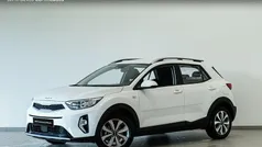 Blanco Usado 2024 Kia Stonic SUV | 17.900 € (Precio justo)
