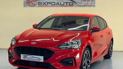Usado Ford Focus ST-Line 125 CV (91 kW) 2020 Rojo