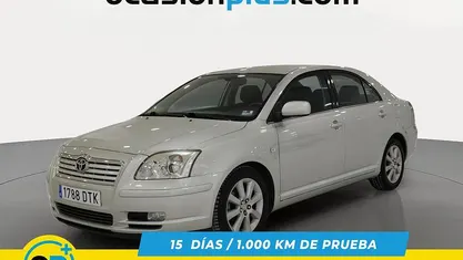 Usado Toyota Avensis Sol 129 CV (94 kW) 2005 Gris Berlina