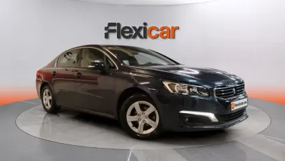 Usado Peugeot 508 Active 120 CV (88 kW) 2017 Azul Berlina