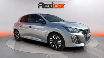 Usado Peugeot 208 Allure 102 CV (75 kW) 2024 Utilitario