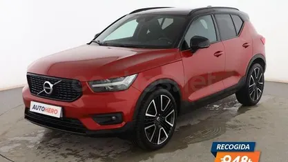 Usado Volvo XC40 R-Design 190 CV (139 kW) 2019 Rojo SUV