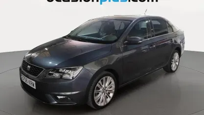 Usado Seat Toledo XCELLENCE 110 CV (80 kW) 2018 Gris Utilitario