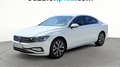 Blanco Usado 2020 VW Passat Executive Berlina | 19.900 € (Precio justo)