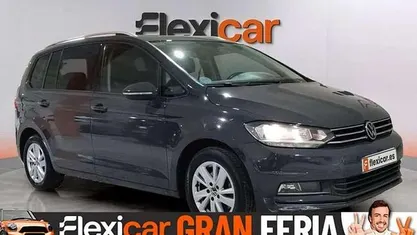 Usado VW Touran Advance 150 CV (110 kW) 2021 Gris Monovolumen
