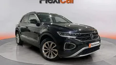 Usado 2023 VW T-Roc Life SUV | 21.490 € (Buen precio)