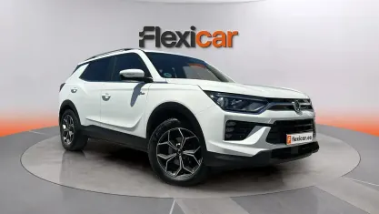 Usado SsangYong Korando 150 CV (110 kW) 2024 Blanco SUV