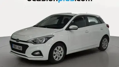 Usado Hyundai i20 75 CV (55 kW) 2019 Blanco Utilitario