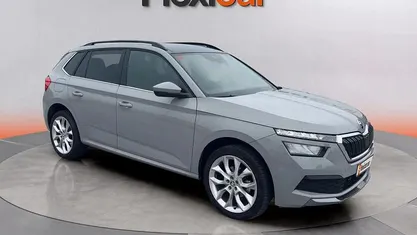 Usado Skoda Kamiq Sport 150 CV (110 kW) 2021 Gris SUV