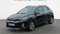 Usado 2021 Kia Stonic SUV | 16.728 € (Precio justo)