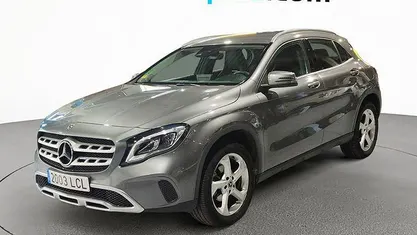 Usado Mercedes GLA200 136 CV (100 kW) 2019 Gris SUV