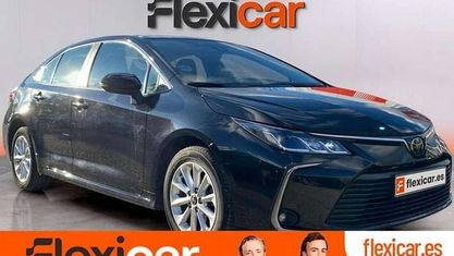 Usado Toyota Corolla Active 140 CV (102 kW) 2023 Gris Utilitario