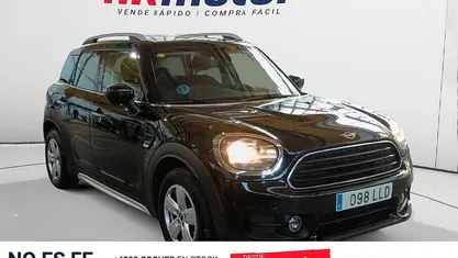Usado Mini One D Countryman 116 CV (85 kW) 2020 Negro SUV