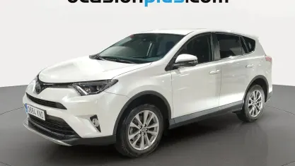 Usado Toyota RAV4 Advance 143 CV (105 kW) 2018 Blanco SUV