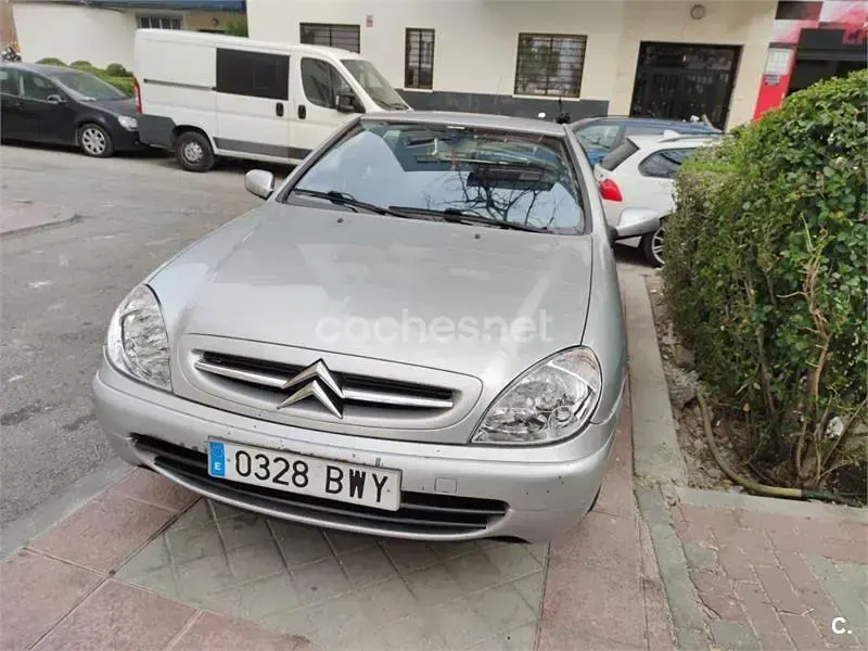 Usado Citroën Xsara Exclusive 90 CV (66 kW) 2002 Blanco Berlina