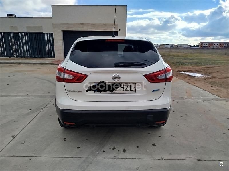Usado Nissan Qashqai N-TEC 110 CV (80 kW) 2014 Blanco SUV