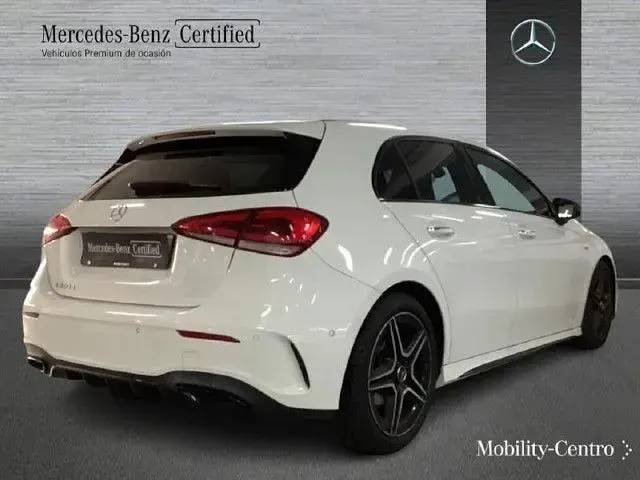 Usado Mercedes A180 116 CV (85 kW) 2021 Blanco polar Berlina