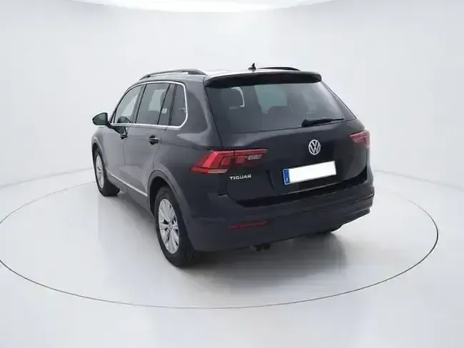 Usado VW Tiguan Advance 150 CV (110 kW) 2020 Negro SUV