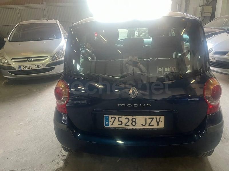 Usado Renault Modus Dynamique 100 CV (73 kW) 2006 Azul Monovolumen