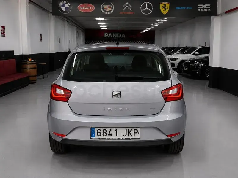 Usado Seat Ibiza ST CONNECT 110 CV (80 kW) 2015 Gris / plata Familiar