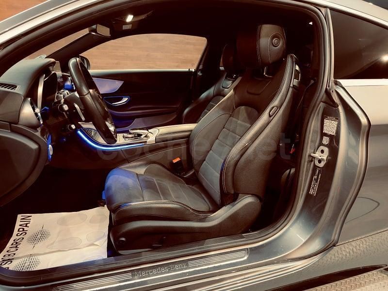 Usado Mercedes C220 AMG line 170 CV (125 kW) 2016 Gris / plata Coupe