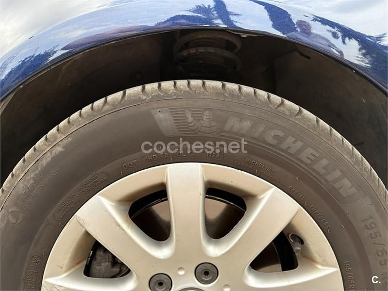 Usado VW Golf V Sportline 140 CV (102 kW) 2007 Azul Berlina