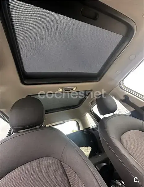 Usado Mini ONE 102 CV (75 kW) 2019 Beige Utilitario