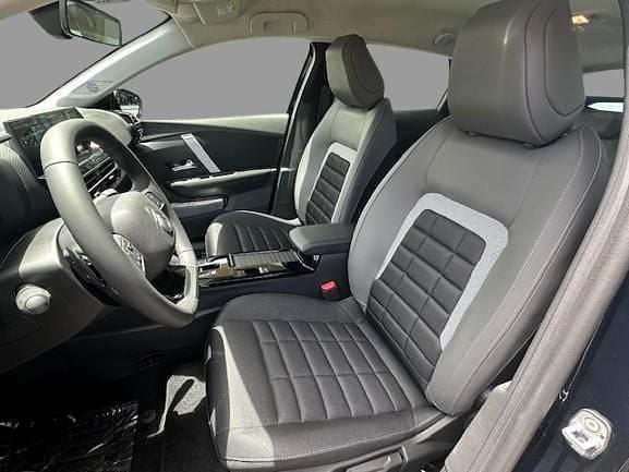 Nuevo Citroën C4 Business Class 145 CV (106 kW) 2026 Azul eclipse SUV