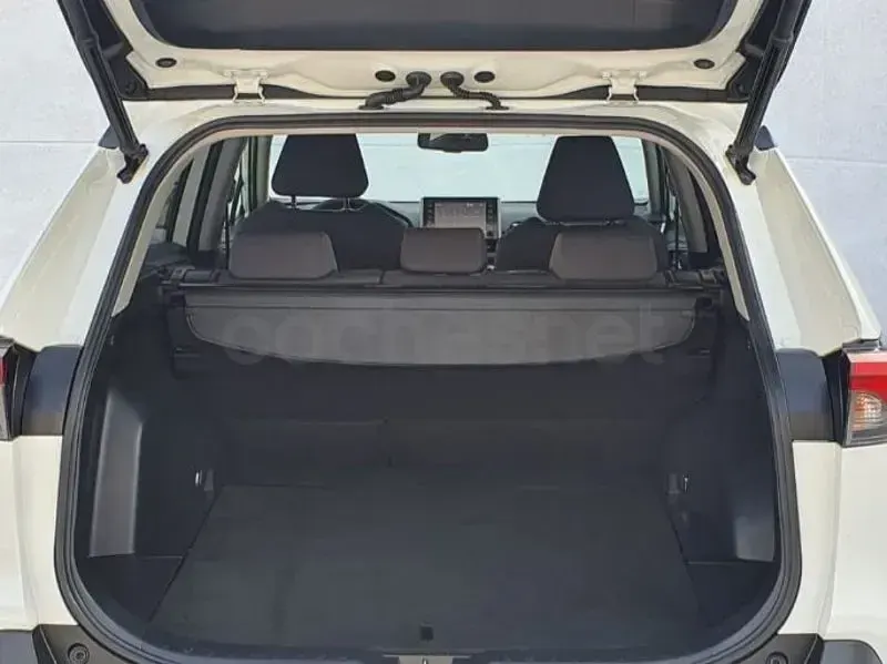 Usado Toyota RAV4 Hybrid Advance 218 CV (160 kW) 2019 Blanco SUV