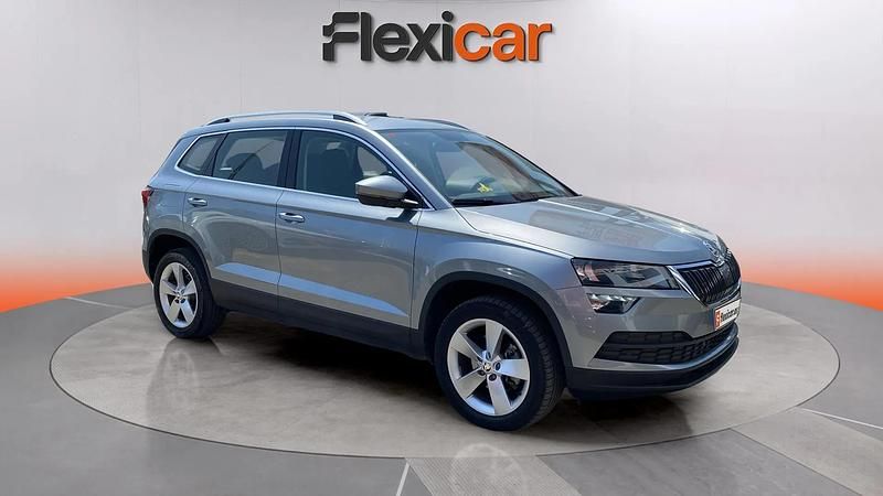 Usado Skoda Karoq Ambition 116 CV (85 kW) 2021 Gris SUV