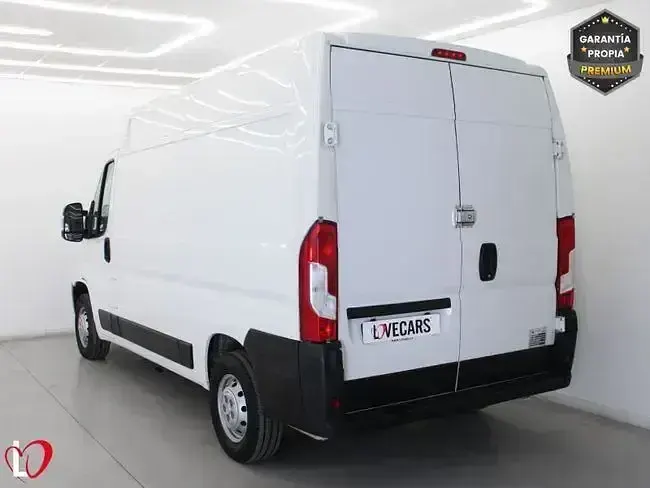 Usado Peugeot Boxer 110 CV (80 kW) 2019 Blanco Van