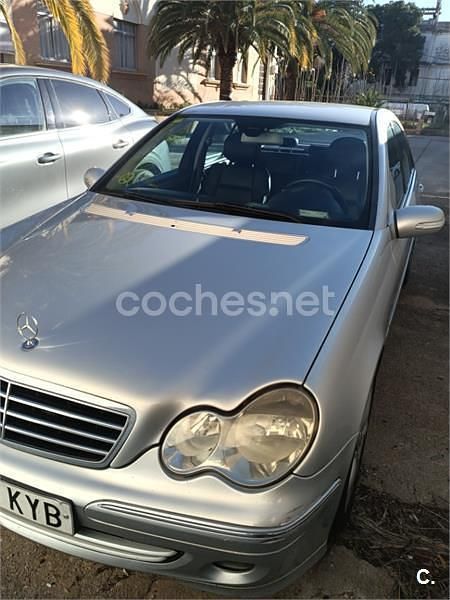 Usado Mercedes C320 Avantgarde 224 CV (164 kW) 2007 Gris / plata Berlina