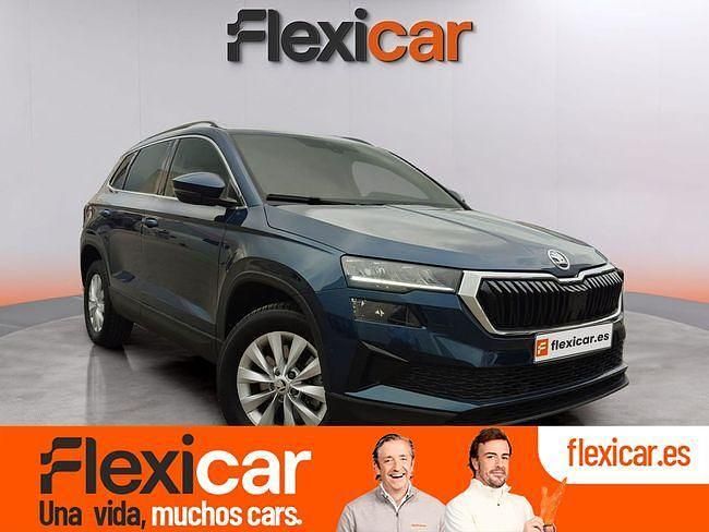 Verde Usado 2023 Skoda Karoq Ambition SUV | 21.690 € (Buen precio) - Imagen 1/4