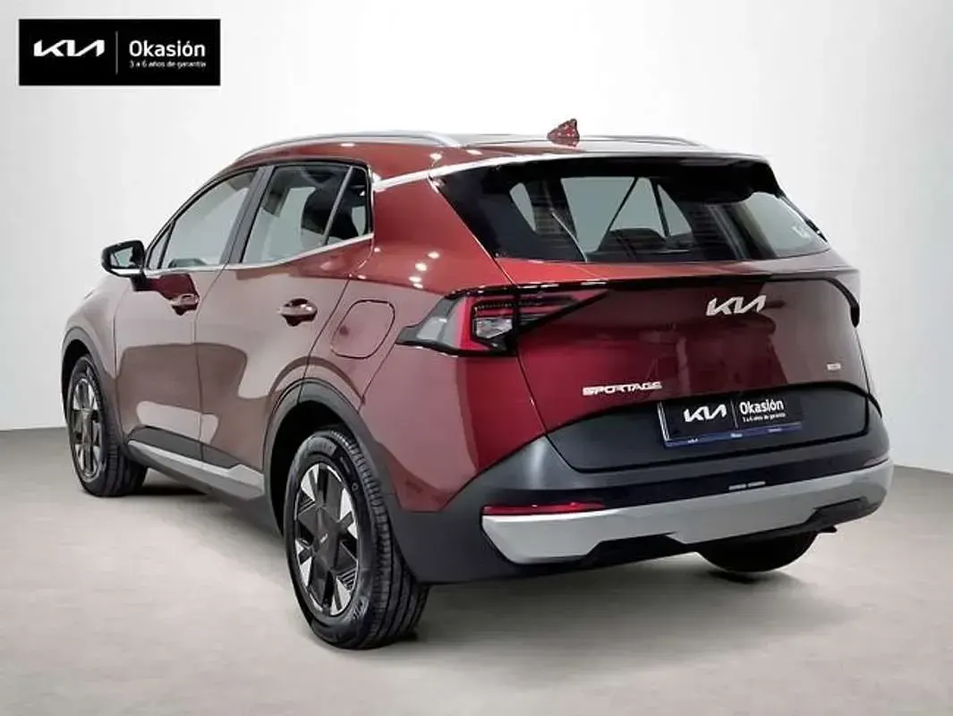 Usado Kia Sportage 239 CV (175 kW) 2026 Rojo SUV