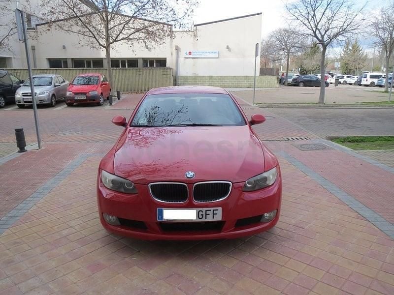 Usado BMW 320 177 CV (130 kW) 2008 Rojo Coupe
