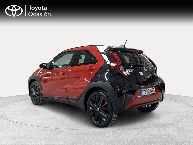 Usado Toyota Aygo X 72 CV (52 kW) 2024 Granate SUV