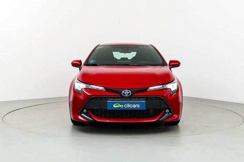 Używany Toyota Corolla Business Edition 98 KM (72 kW) 2021 Biały Sedan/Limuzyna