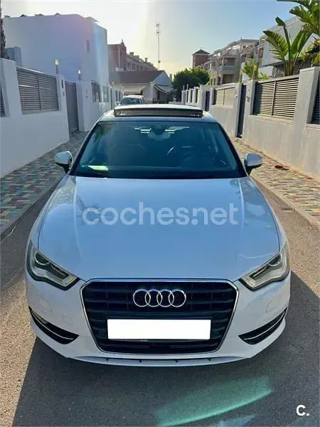 Usado Audi A3 Attraction 150 CV (110 kW) 2013 Blanco Berlina