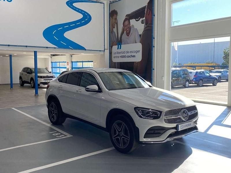 Blanco Usado 2023 Mercedes GLC300e Coupe | 52.990 € (Buen precio) - Imagen 1/4