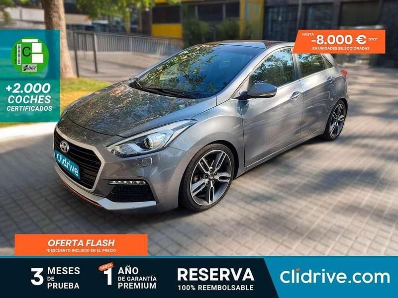 Gris Usado 2015 Hyundai i30 Turbo Berlina | 14.590 € - Imagen 1/3