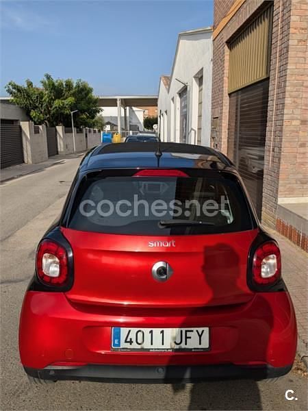Rojo Usado 2015 Smart ForFour Passion Utilitario | 8800 € (Precio justo) - Imagen 1/4