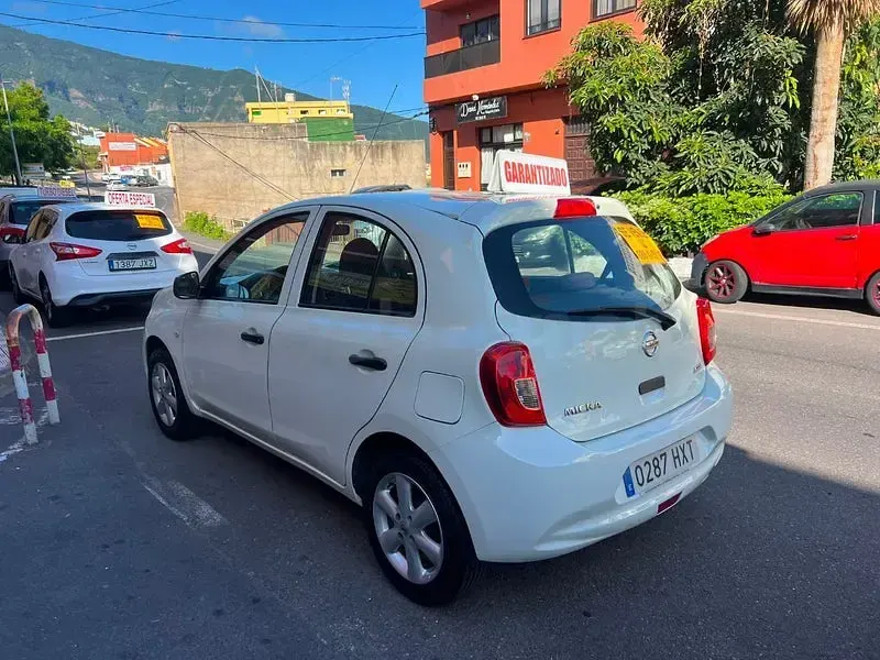 Usado Nissan Micra Acenta 80 CV (58 kW) 2014 Blanco Utilitario