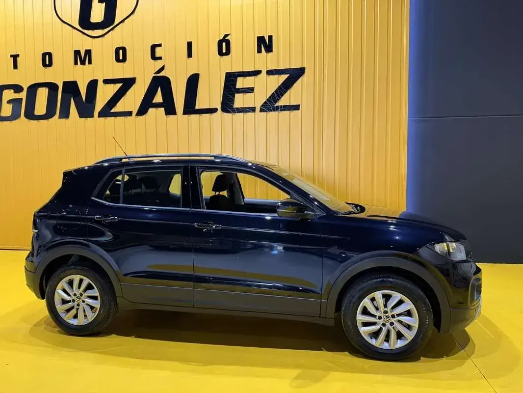 Usado VW T-Cross Advance 95 CV (69 kW) 2023 Negro SUV