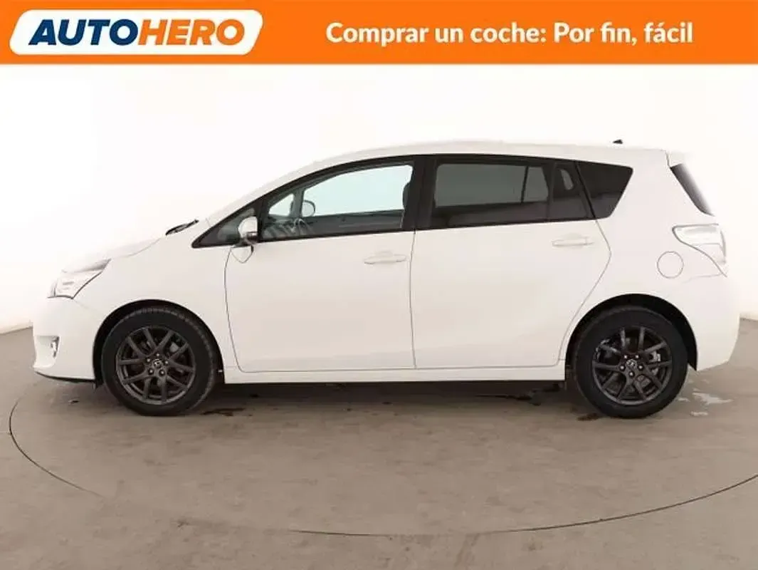 Usado Toyota Verso Comfort 110 CV (80 kW) 2015 Blanco Monovolumen