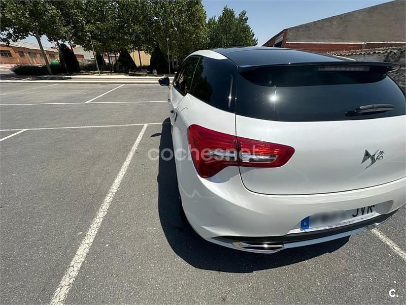 Usado DS Automobiles DS5 181 CV (133 kW) 2016 Blanco Utilitario