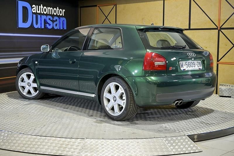 Usado Audi A3 210 CV (154 kW) 2000 Verde Utilitario