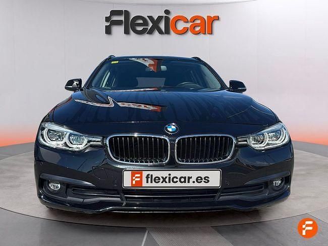 Usado BMW 318 150 CV (110 kW) 2019 Negro Familiar