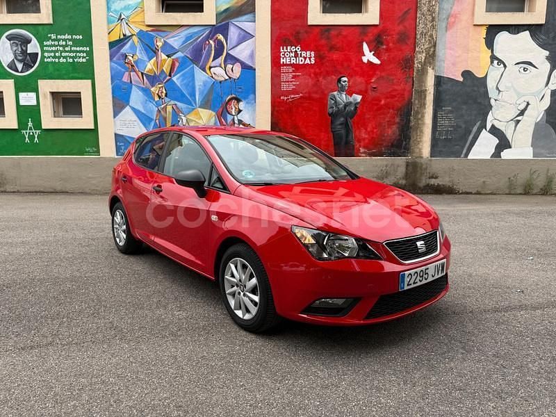 Rojo Usado 2016 Seat Ibiza Reference Berlina | 10.900 € (Precio justo) - Imagen 1/4